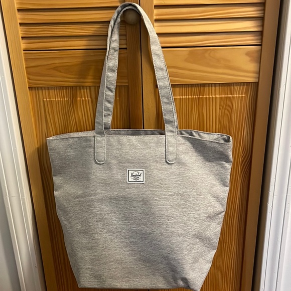 Herschel Mica Zip Tote - Picture 1 of 3